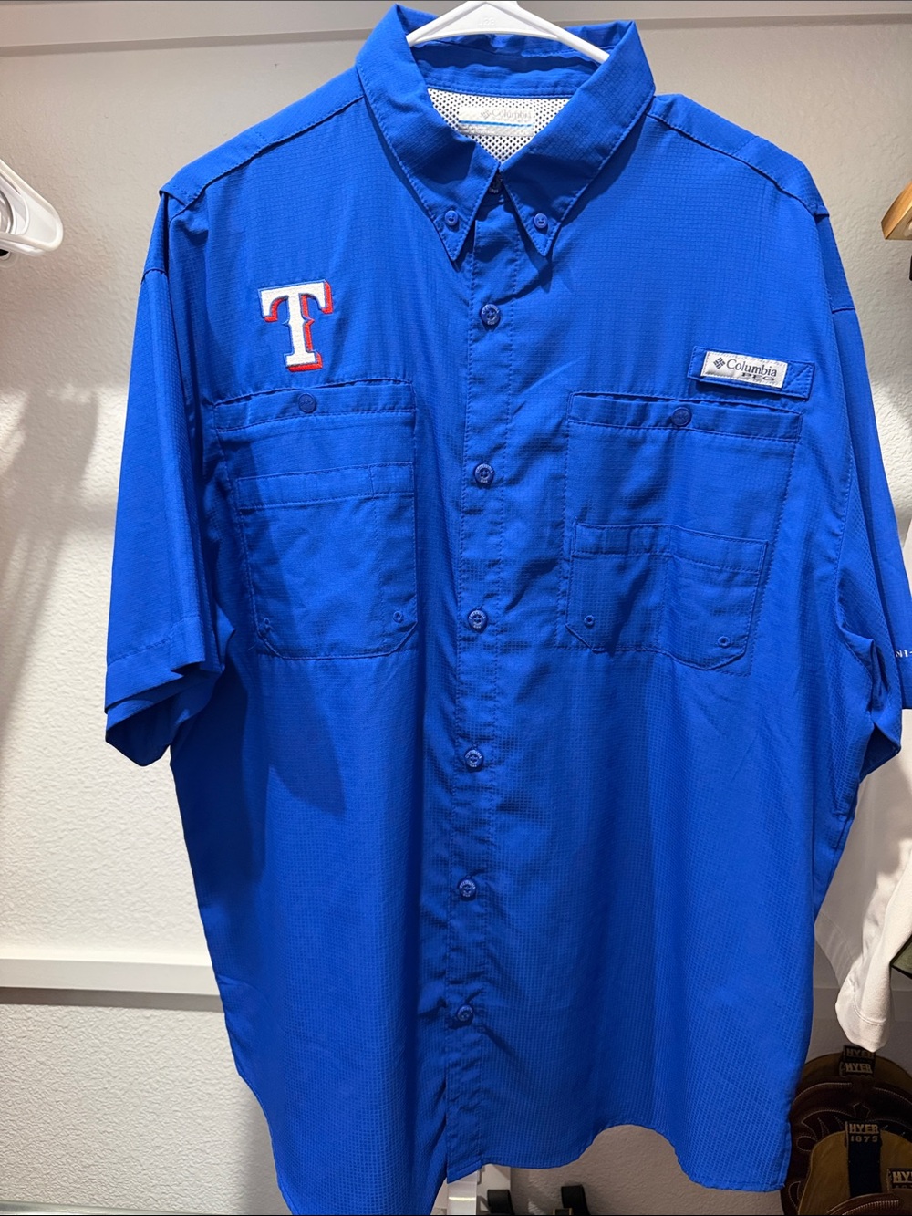 Columbia Men's Texas Rangers Royal Blue Short-Sleeve Button Shirt